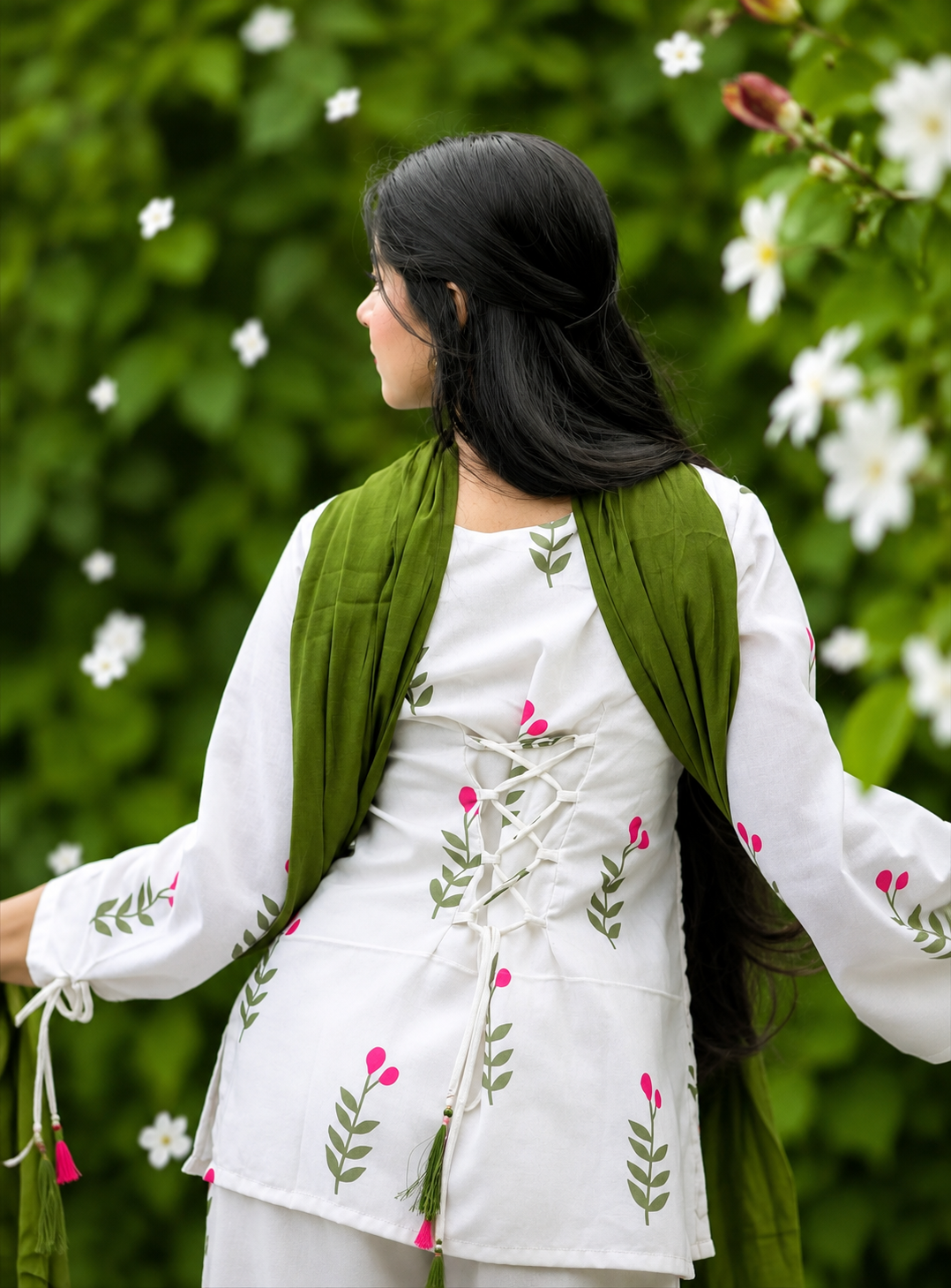 White Floral Print Kurta Pant Set with Olive Green Dupatta