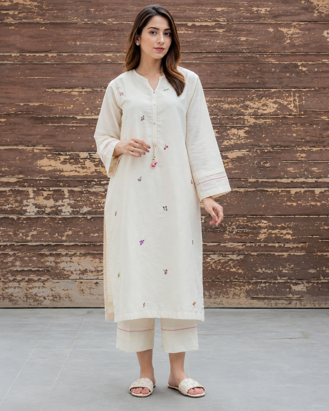 Ivory Floral Embroidered Kurta Pant Set