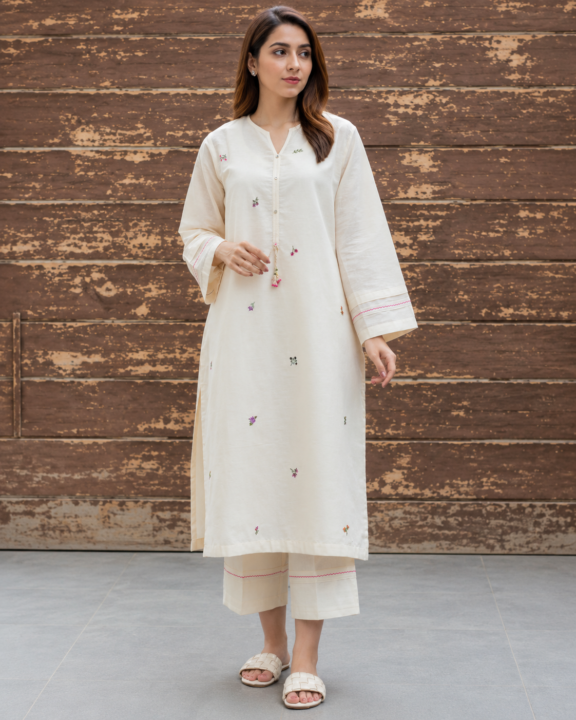 Ivory Floral Embroidered Kurta Pant Set